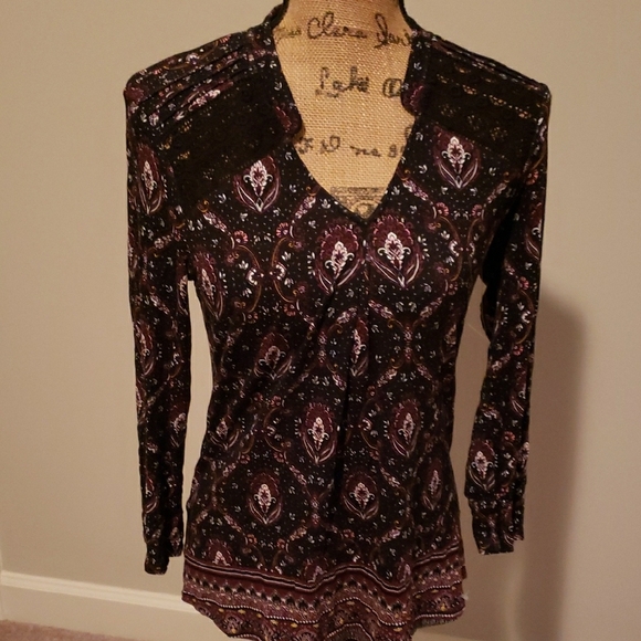 Daniel Rainn Black and Purple Long Sleeve Fitted Blouse with Graphic Design - Picture 1 of 5